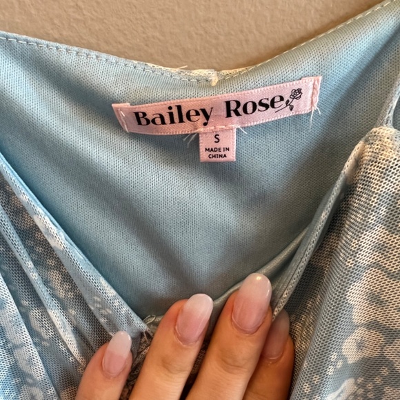 Blue Floral fitted Mini - Picture 2 of 3